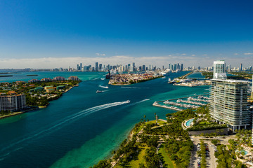 Beautiful Miami Beach scene shot from aerial tour - obrazy, fototapety, plakaty