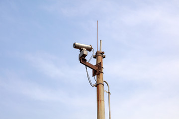 Obraz premium Monitoring probe in blue sky