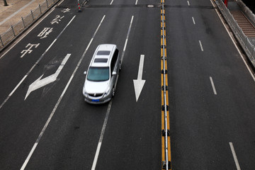 Highway traffic marking