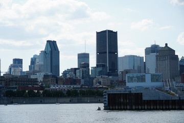 Obraz premium Montreal ( View from St Lawrence river)