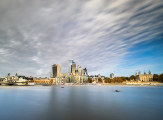 Fototapeta na wymiar The skyline of London Landscape with river Thames