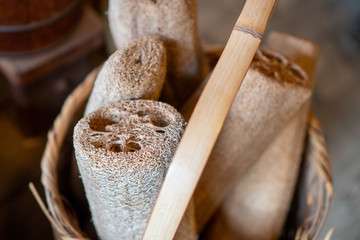 かごの中のヘチマ