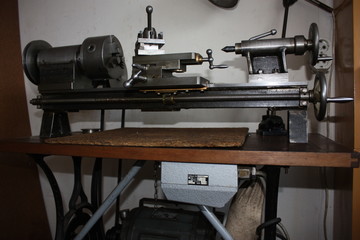 Alte Drehbank Drehmaschine Werkzeugmaschine