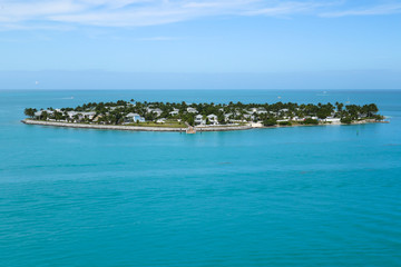 Obraz premium Aerial view of Sunset Key, a 27-acre residential neighborhood and resort island in the city of Key West, Florida, United States. It is located about 500 yards off the coast of Key West.&nbsp;
