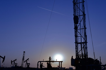The oil workers in the job