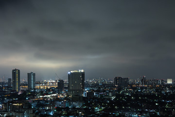 Fototapeta na wymiar Panorama of Night cityscape image in bangkok,thailand