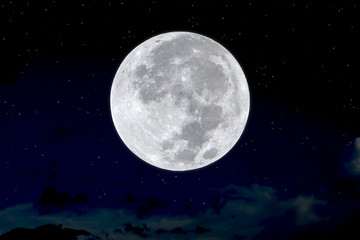 Obraz na płótnie Canvas Super full moon on night sky.