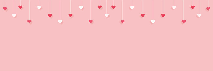 Herzen hängen von der Decke. Valentinstag, Muttertag, Pink banner, Freisteller.	