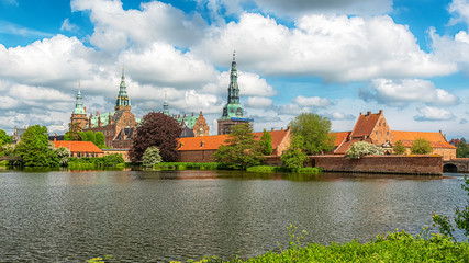 Fototapeta premium Frederiksborg Castle in Denmark Panoramic