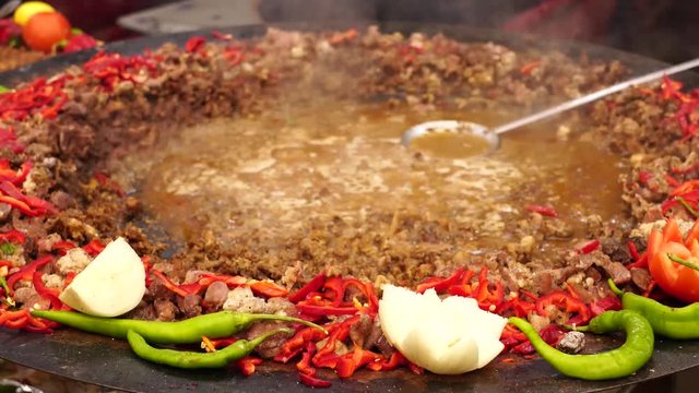 Traditional Turkish food tantuni and sac kavurma
