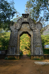 Pforte zum Adams Peak, Sri Lanka