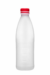 Plastikowa butelka z czerwonym korkiem na białym tle. Recykling