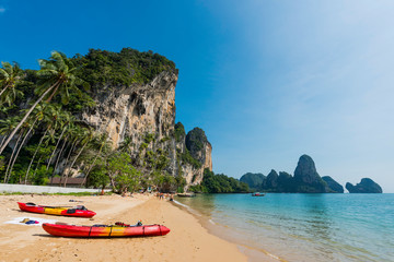 Fototapeta na wymiar Torsay beach bei Krabi in Thailand