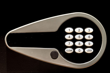 金庫とLEDディスプレイ