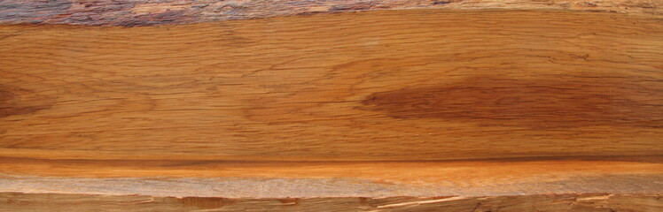 ein Holzbrett als räumlicher Hintergrund