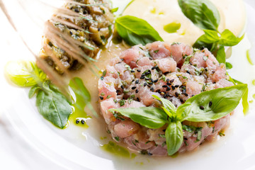 fresh salad with raw tuna