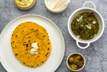 Makki ki roti - sarson ka saag