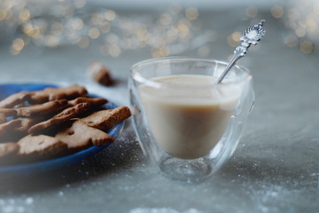 Gingerbread cookies biscuits bear holding paws almond