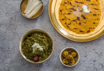 Makki ki roti - sarson ka saag