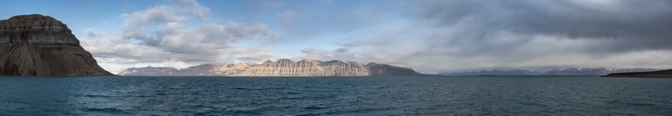 Spitzbergen vom Billefjord
