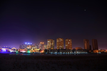 Obraz premium Night scenery of waterfront cities