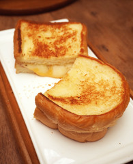 grilled cheese sandwich