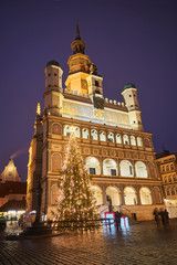 Fototapeta na wymiar Renaissance town hall and christmas decorations in city of Poznan.