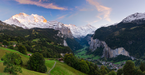 Naklejka premium Panorama of Lauterbrunnen Valley and Staubbach Fall, Switzerland