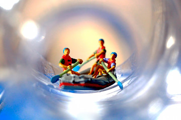 miniature figures, tiny people, ho scale, 1:87 scale