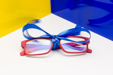 Gafas para leer y poder ver de lejos, con cristales graduados; regalo de navidad, gafa con un lazo