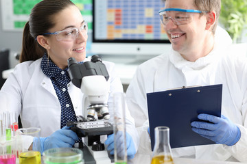 Fun teamwork in modern lab
