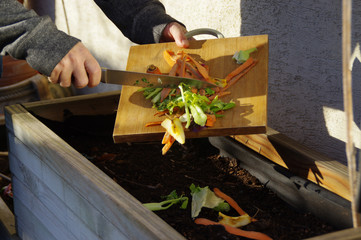 Kitchen waste recycling in composter