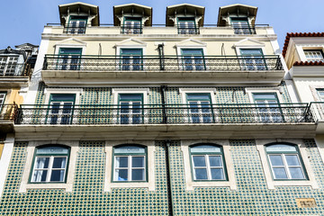 Obraz premium painted tile on the walls of Lisbon