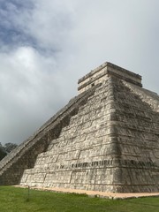 Fototapeta na wymiar Chichen izta Mexique Yucatan