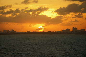 Naklejka premium Sonnenuntergang