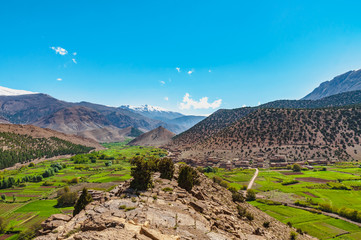 Fototapeta na wymiar Fortified collective granary in the high Aït Bouguemez valley in Morocco