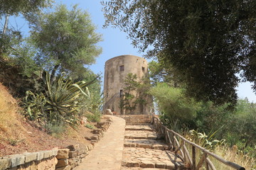 Fototapeta premium Spanischer Turm, Santa Maria Navarrese, Sardinien