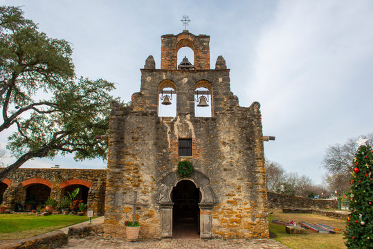 Mission San Francisco de la Espada in San Antonio, Texas, USA. The Mission is a part of the San Antonio Missions UNESCO World Heritage Site.