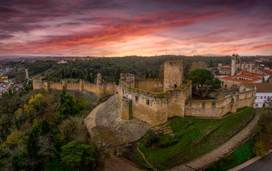 Obraz premium Tomar (Thomar) castle of the Templar knights and the convent of Christ sunset aerial view