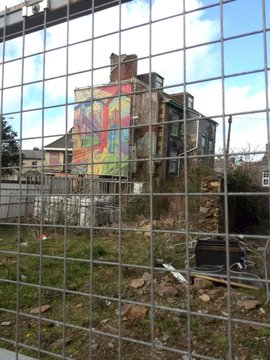 grafitti abandoned building