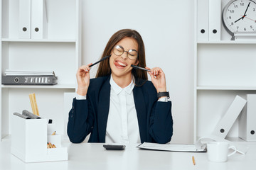 business woman talking on the phone