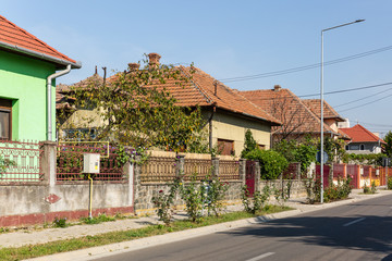 Fototapeta na wymiar typische Dorfstraße in Rumänien