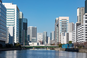 Fototapeta na wymiar (東京都ｰ都市風景)青空の下のウォーターフロント風景５