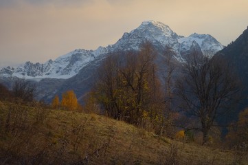 Obraz premium Sunset in mountains