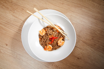 noodle with shrimps