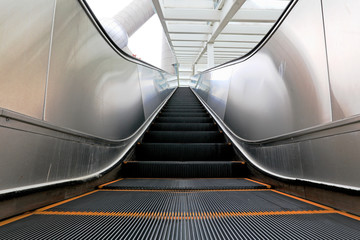 Fototapeta premium escalator at the mall