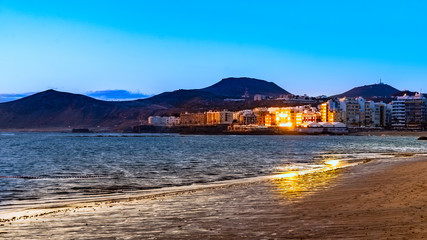 Fototapeta premium sunset at the Canteras beach