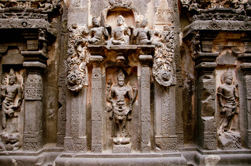 Beautifully carved idols, Kailas Mandir, Cave No. 16, Ellora Caves, Aurangabad, Maharashtra