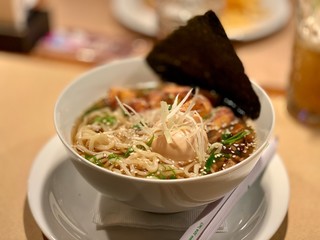 noodles with tofu and vegetables