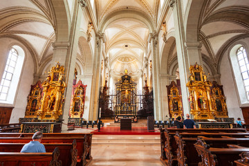 Fototapeta na wymiar St. Leodegar Church in Lucerne